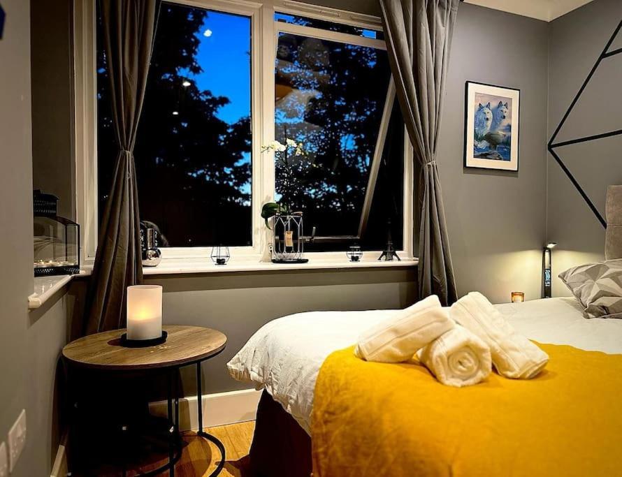 Stunning Luxury Croydon Apartment Gatwick Airport Close Перлі Екстер'єр фото